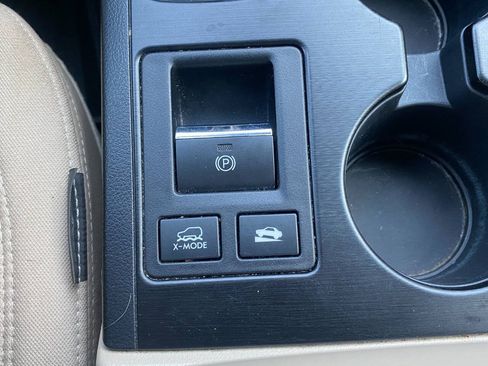 Used 2019 Subaru Outback 2.5i Premium AWD/4WD image 34