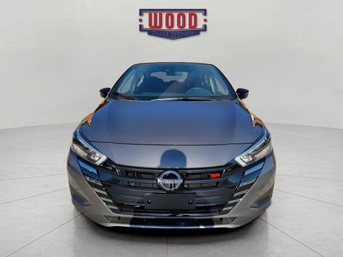 Used 2025 Nissan Versa SR image 5