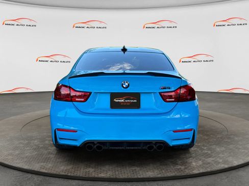 Used 2018 BMW M4 Coupe RWD image 9