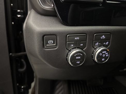 New 2026 GMC Sierra 1500 Elevation AWD/4WD image 19