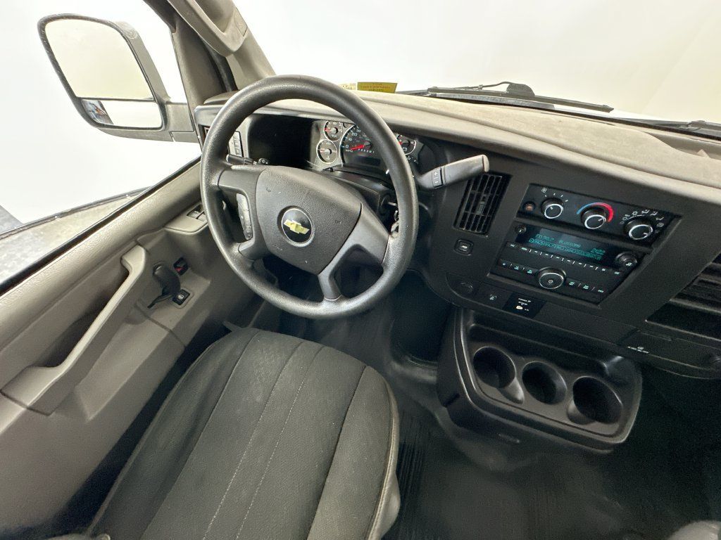 Used 2022 Chevrolet Express 2500 w/ Driver Convenience Package RWD image 9