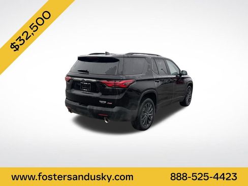 Used 2023 Chevrolet Traverse RS image 5