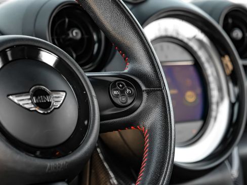 Used 2014 MINI Cooper Paceman S FWD image 15