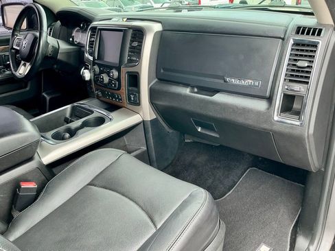 Used 2017 RAM 1500 Laramie w/ Convenience Group image 25