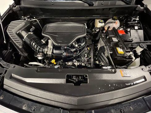 Used 2025 Cadillac XT6 Premium Luxury image 42