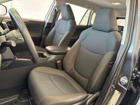 Certified 2025 Toyota RAV4 LE AWD/4WD image 14