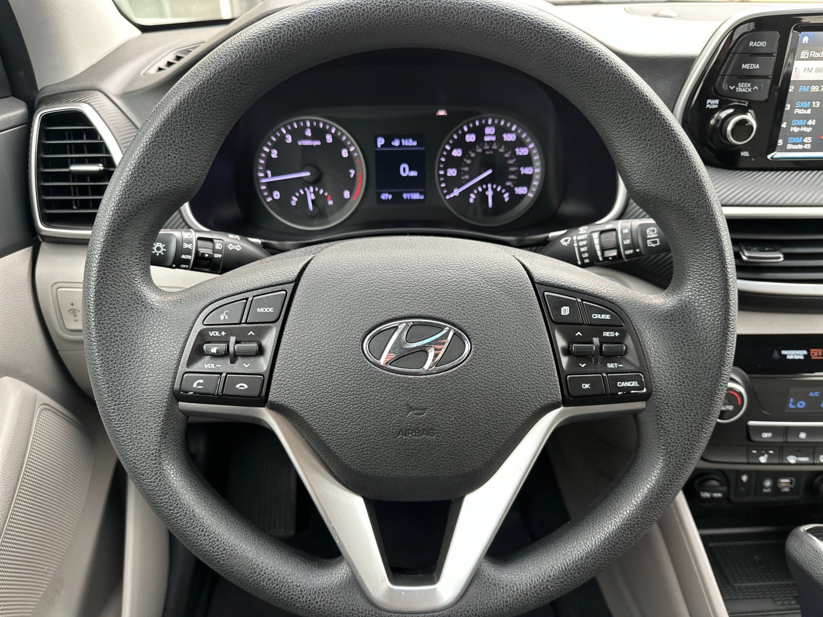 Used 2019 Hyundai Tucson Sport FWD image 25