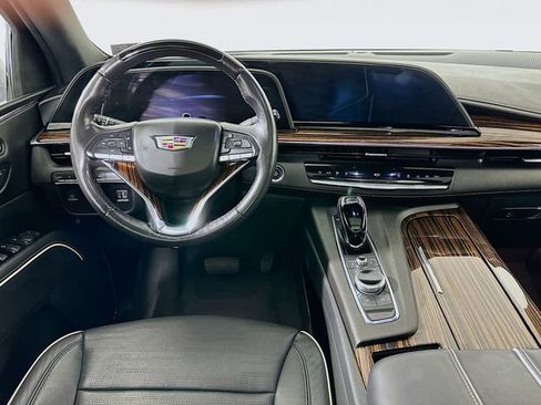 Certified 2023 Cadillac Escalade Premium Luxury w/ LPO, Floor Liner Package AWD/4WD image 25