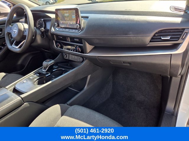 Used 2024 Nissan Rogue SV FWD image 18