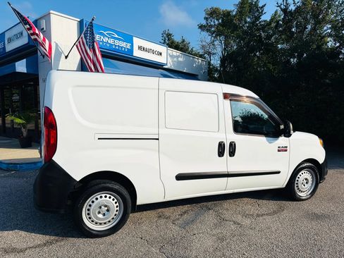Used 2018 RAM ProMaster City Tradesman image 5