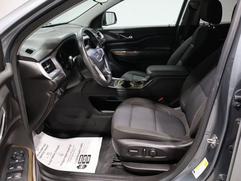 Used 2021 GMC Acadia SLE w/ Driver Convenience Package image 12