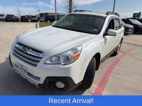 Used 2013 Subaru Outback 2.5i Limited w/ Moonroof Pkg image 1