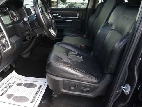 Used 2015 RAM 1500 Laramie w/ Convenience Group AWD/4WD image 9