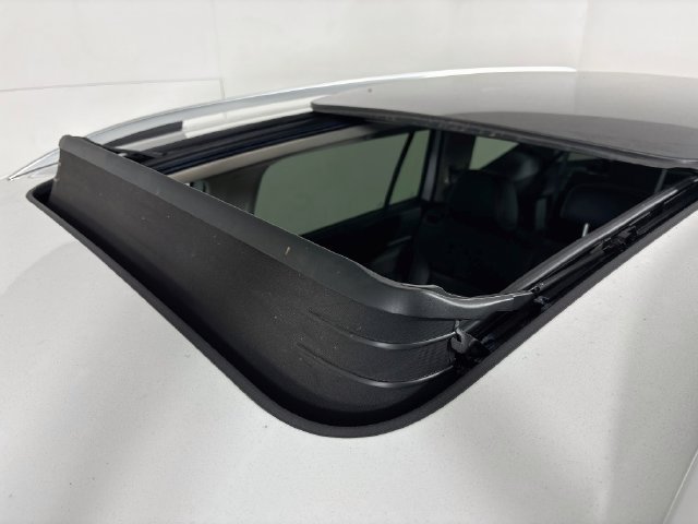 Certified 2023 Volkswagen Atlas SEL AWD/4WD image 25