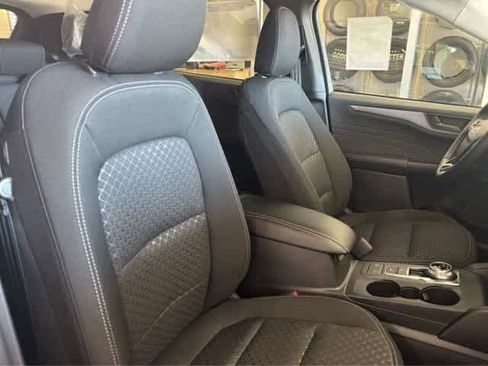 New 2025 Ford Escape Active w/ Cold Weather Package image 52