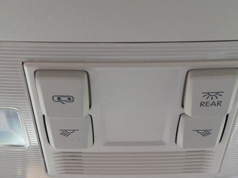 Used 2021 Volkswagen Arteon SE image 28