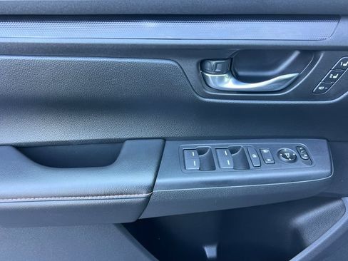 Certified 2025 Honda CR-V Sport-L image 5