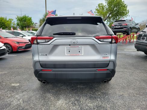 Used 2024 Toyota RAV4 LE FWD image 10