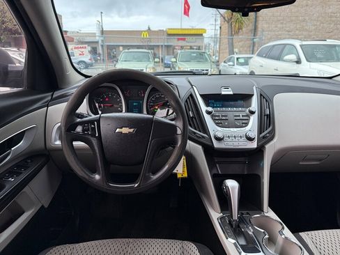 Used 2010 Chevrolet Equinox LS image 17