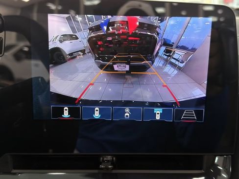 Used 2025 Chevrolet Corvette Z06 w/ Stealth Interior Trim Package RWD image 17