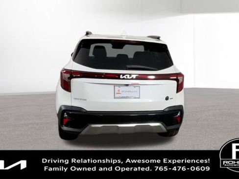 New 2026 Kia Seltos SX w/ SX Sunroof Package image 10