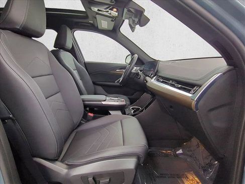 Used 2025 BMW X1 xDrive28i w/ Convenience Package AWD/4WD image 25
