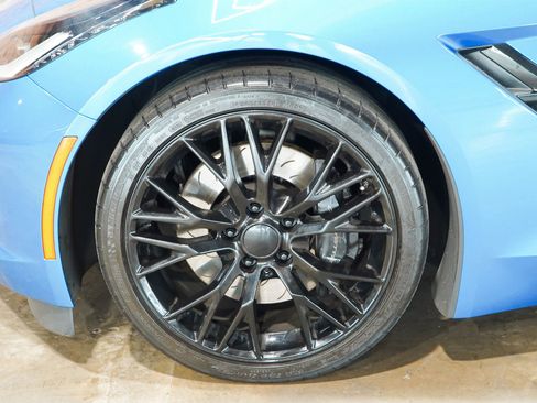 Used 2014 Chevrolet Corvette Stingray Convertible w/ 3LT Preferred Equipment Group RWD image 58