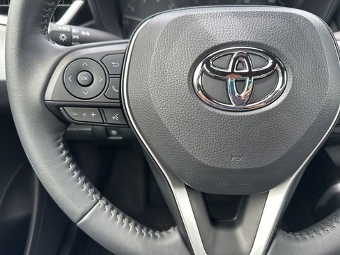 Certified 2025 Toyota Corolla SE FWD image 16