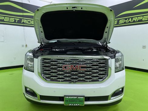 Used 2018 GMC Yukon Denali w/ Denali Ultimate Package AWD/4WD image 4