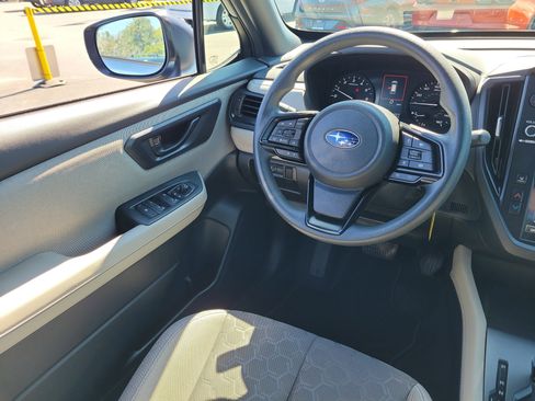 Certified 2025 Subaru Forester image 17