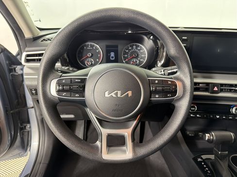 Used 2023 Kia K5 LXS FWD image 17