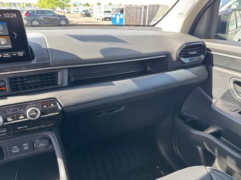 Certified 2025 Honda Pilot Elite image 29