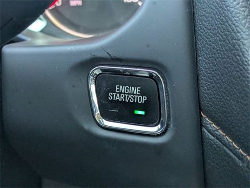 Used 2021 GMC Acadia AT4 image 33