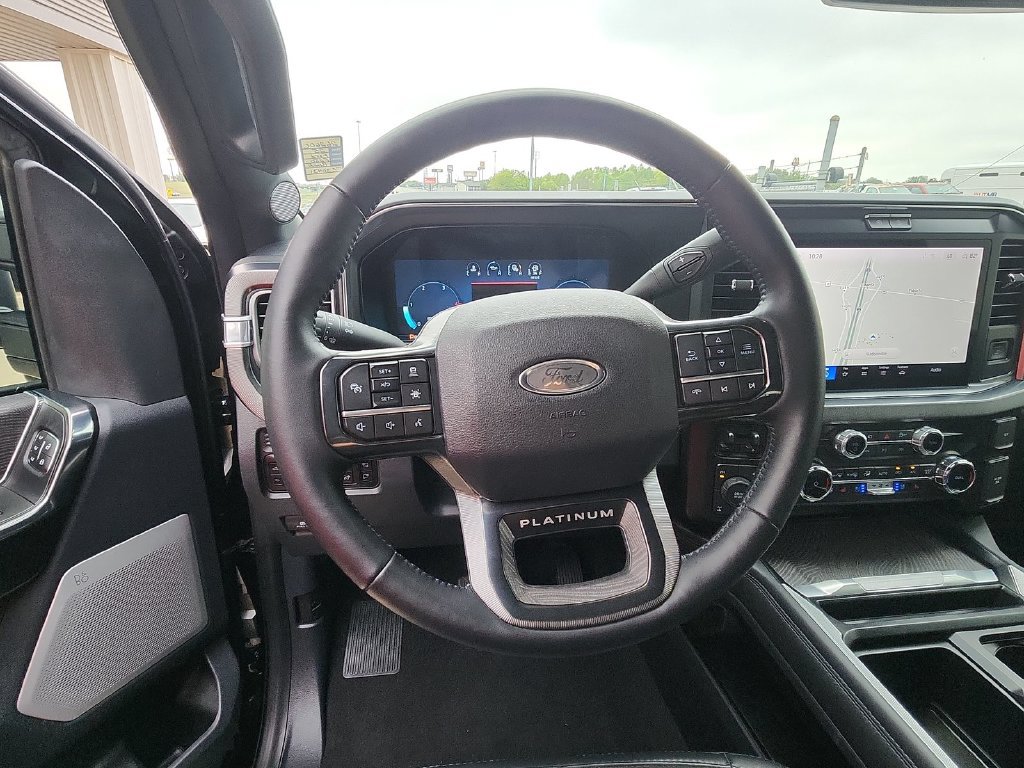 Used 2025 Ford F250 Platinum AWD/4WD image 18