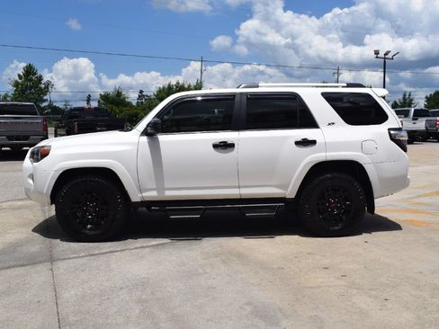 Used 2019 Toyota 4Runner SR5 RWD image 5