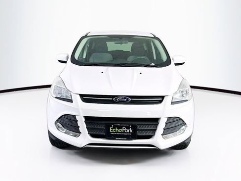 Used 2015 Ford Escape SE image 2