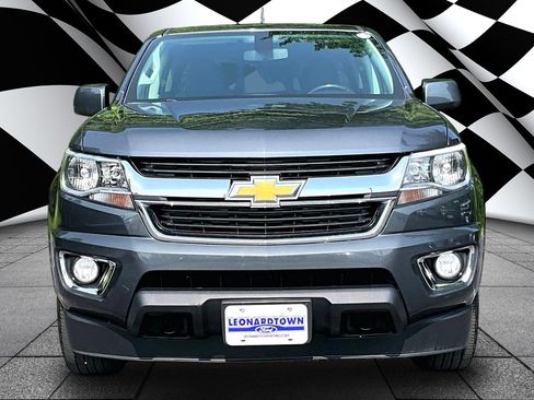 Used 2017 Chevrolet Colorado LT w/ LT Convenience Package AWD/4WD image 3