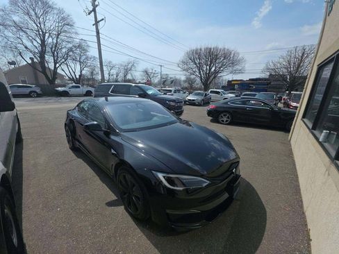 Used 2023 Tesla Model S Standard Range image 4
