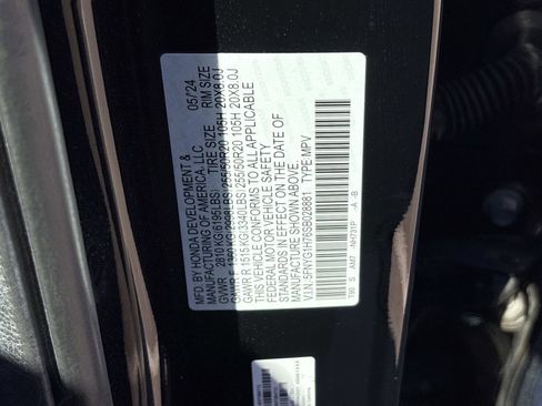 Used 2025 Honda Pilot Touring image 36