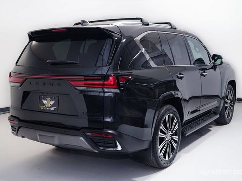 Used 2026 Lexus LX 600 4WD w/ Luxury Package image 5