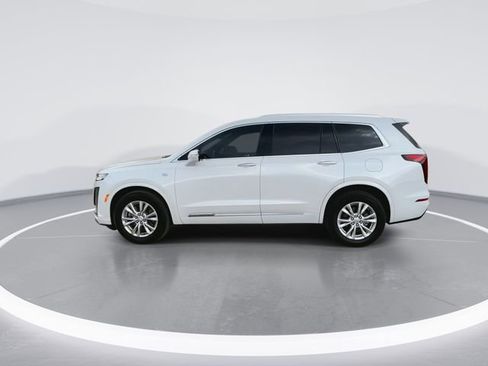 Used 2024 Cadillac XT6 Luxury FWD image 7
