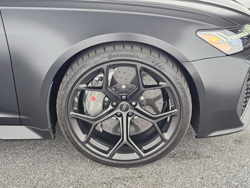 Used 2025 Audi RS 6 performance w/ Matte Carbon Package AWD/4WD image 9