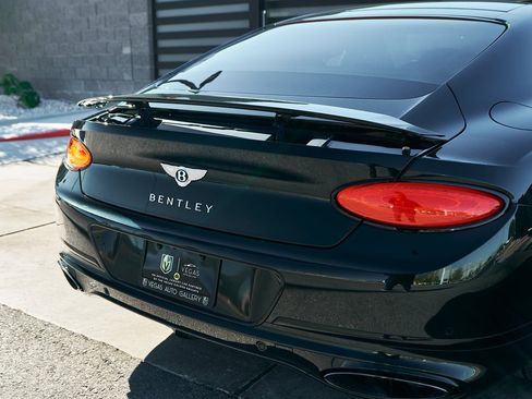 Used 2023 Bentley Continental GT Speed image 19