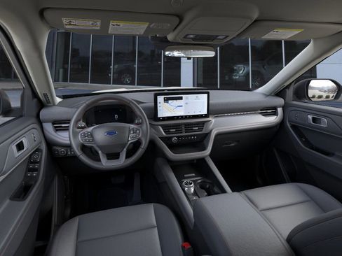 New 2025 Ford Explorer Active w/ Active Comfort Package image 9