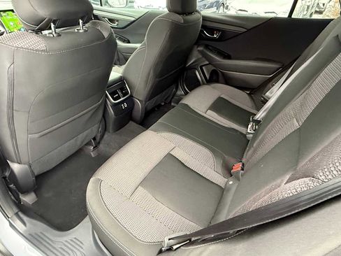 Certified 2025 Subaru Outback Premium w/ Popular Package #1A image 17