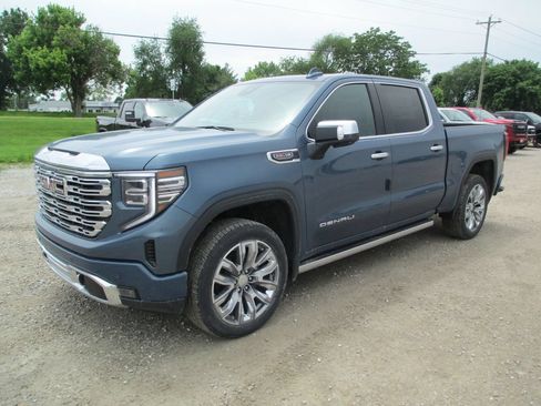 New 2026 GMC Sierra 1500 Denali w/ Denali Reserve Package AWD/4WD image 12