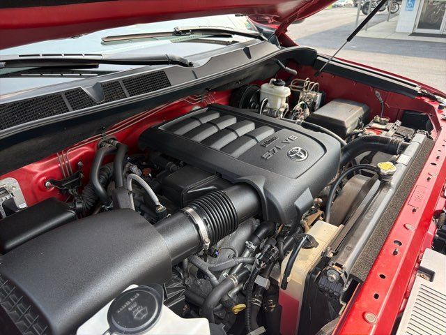 Used 2015 Toyota Tundra SR5 w/ TRD Off Road Package AWD/4WD image 36