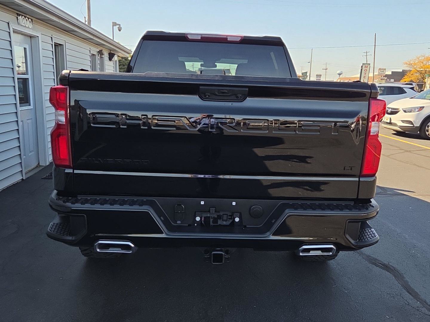 Used 2023 Chevrolet Silverado 1500 LT Trail Boss w/ Protection Package AWD/4WD image 7