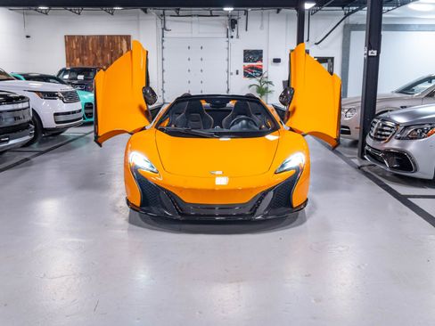 Used 2015 McLaren 650S Spider RWD image 89