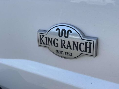 Used 2017 Ford F250 King Ranch w/ FX4 Off-Road Package AWD/4WD image 9